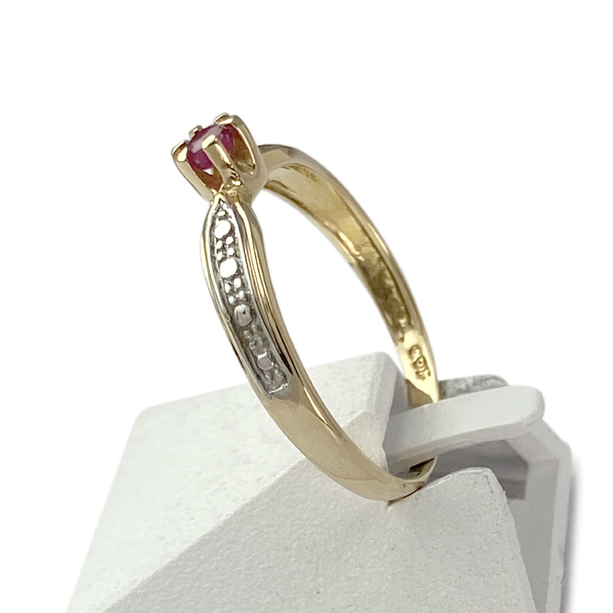 Bague d'occasion or 750 rubis - vue 2