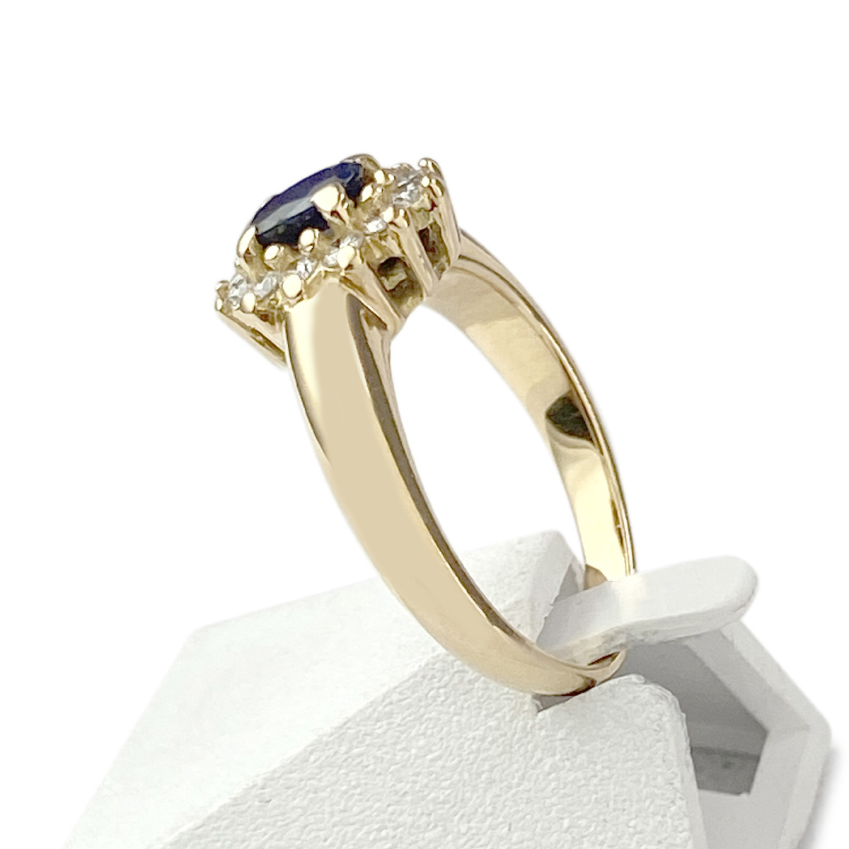Bague d'occasion or 750 saphir et diamants - vue 2