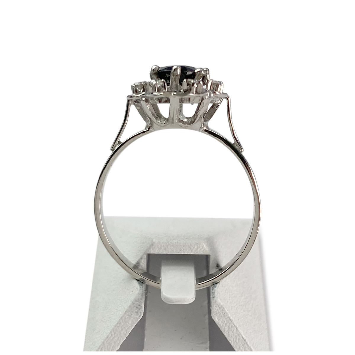 Bague d'occasion or 750 blanc saphir diamants - vue 3
