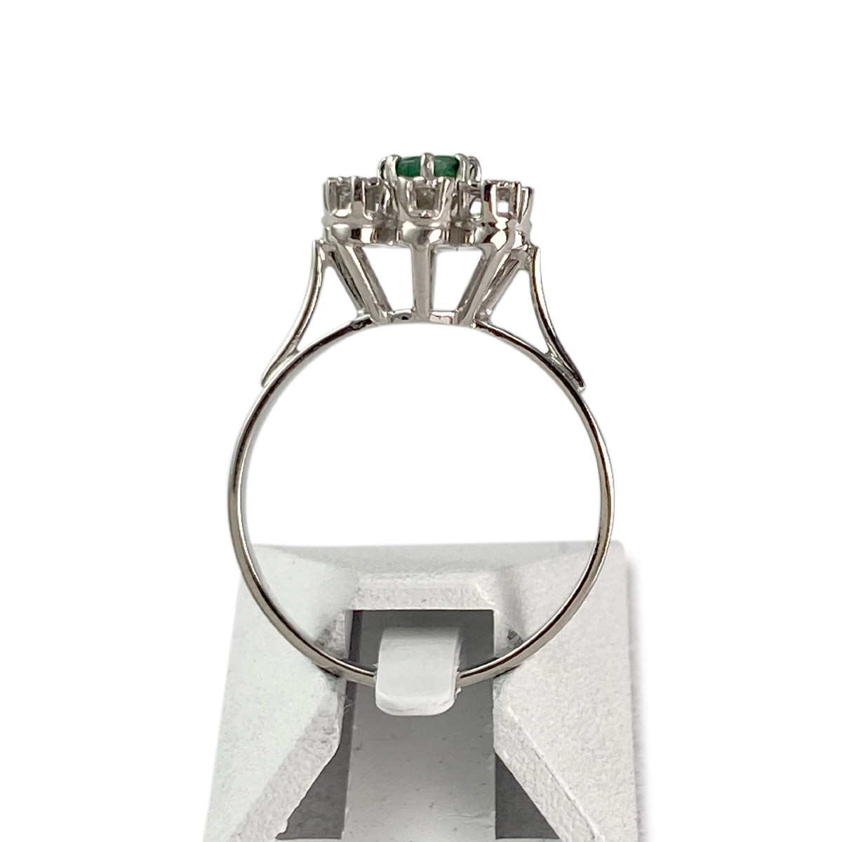 Bague d'occasion or 750 blanc émeraude diamants - vue 3