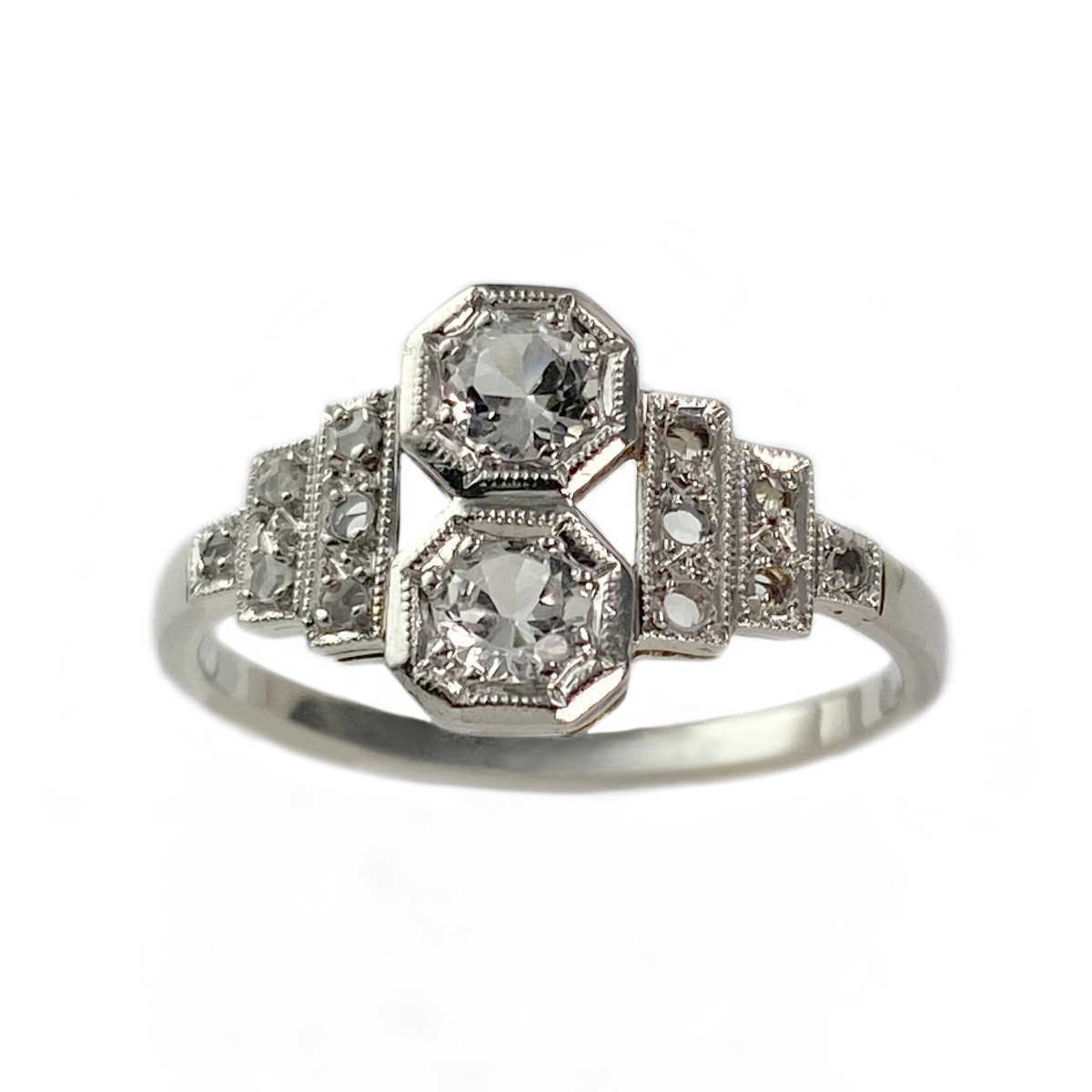 Bague d'occasion or 750 blanc platine saphirs blancs sythétiques