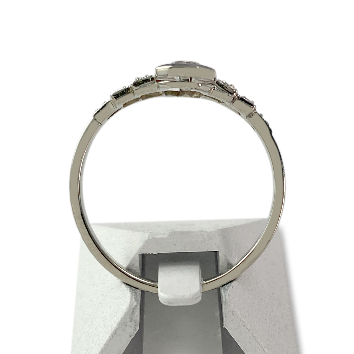 Bague d'occasion or 750 blanc platine saphirs blancs sythétiques - vue 3