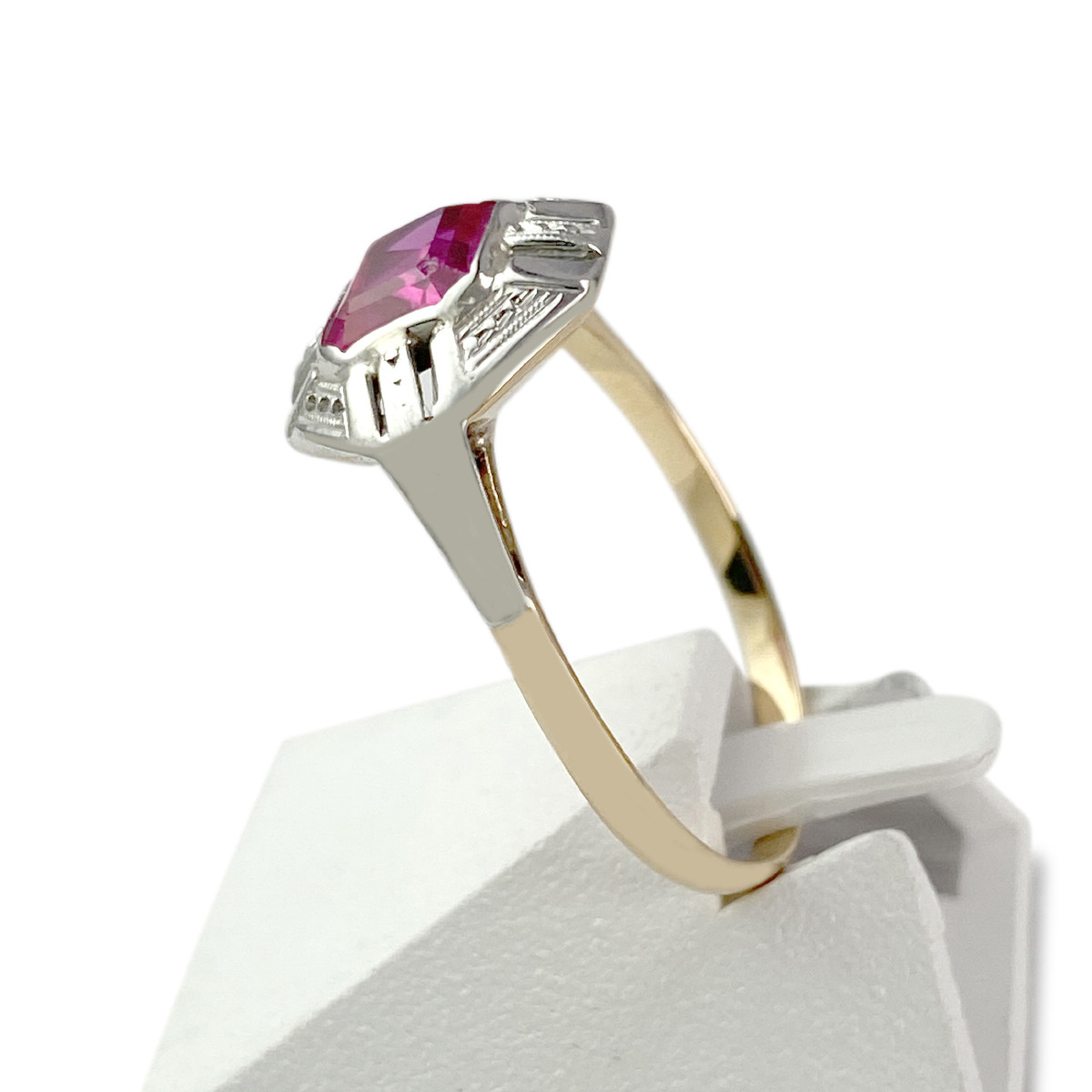 Bague d'occasion or 750 jaue 2tons rubis synthétique - vue 2