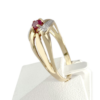 Bague d'occasion or 750 jaune 2tons rubis