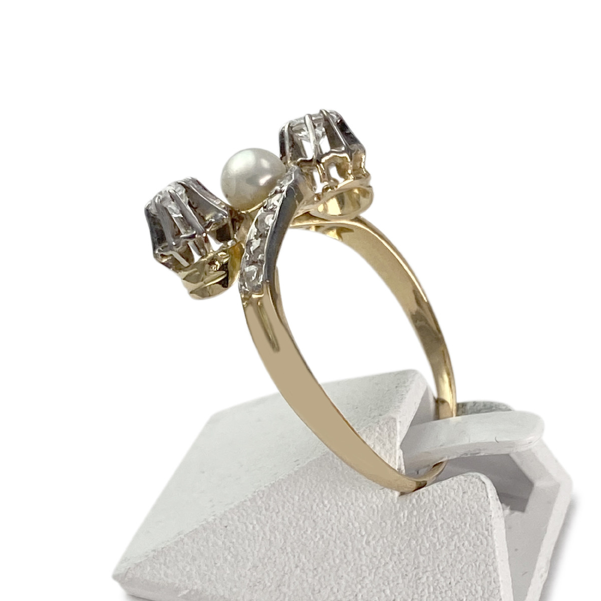 Bague d'occasion 2ors 750 diamants et perle de culture - vue 2