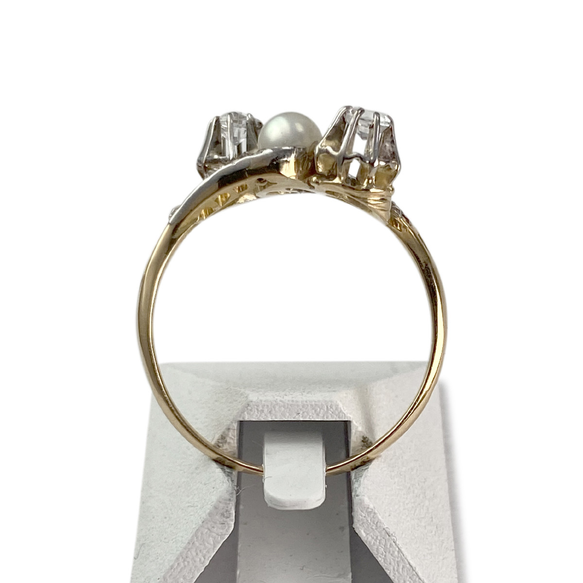 Bague d'occasion 2ors 750 diamants et perle de culture - vue 3