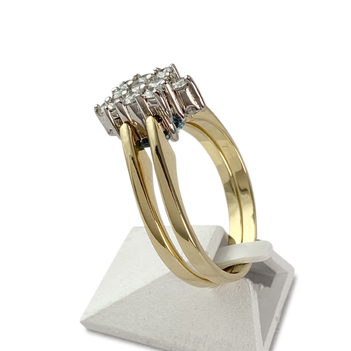 Bague d'occasion 2 ors 750 diamants aigue marine - vue 2