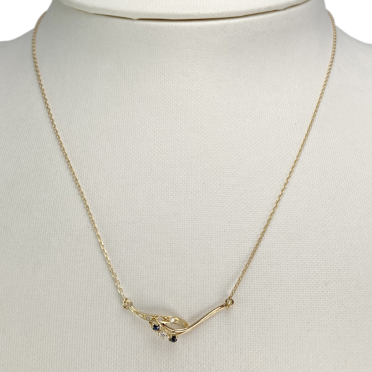 Collier d'occasion or 750 jaune maille forçat diamants saphirs 41 cm - vue 2