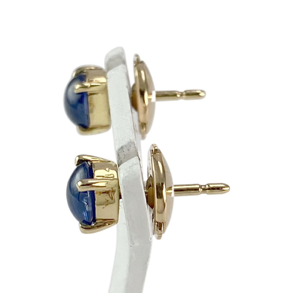 Boucles d'oreilles d'occasion or 750 jaune saphirs - vue 2