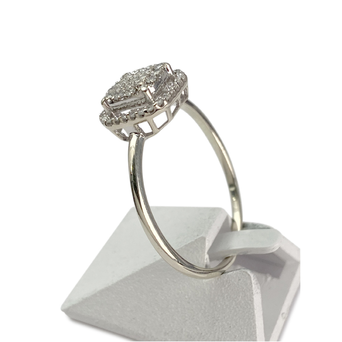 Bague d'occasion or 375 blanc diamants - vue 2