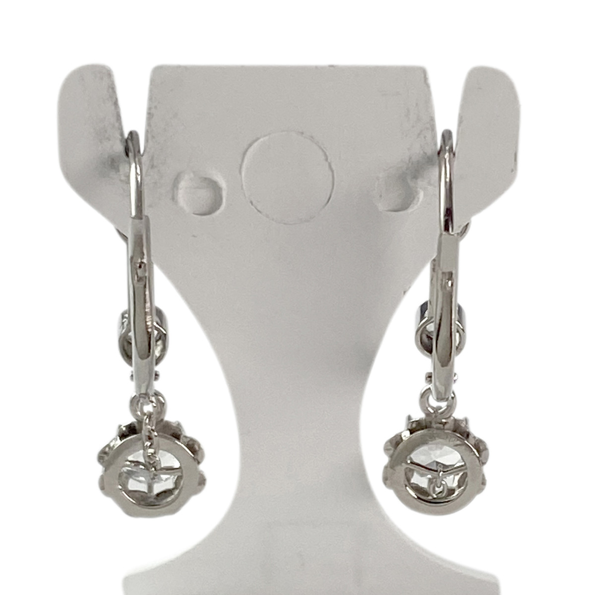 Boucles d'oreilles d'occasion or 750 blanc saphirs blancs synthétiques - vue 3
