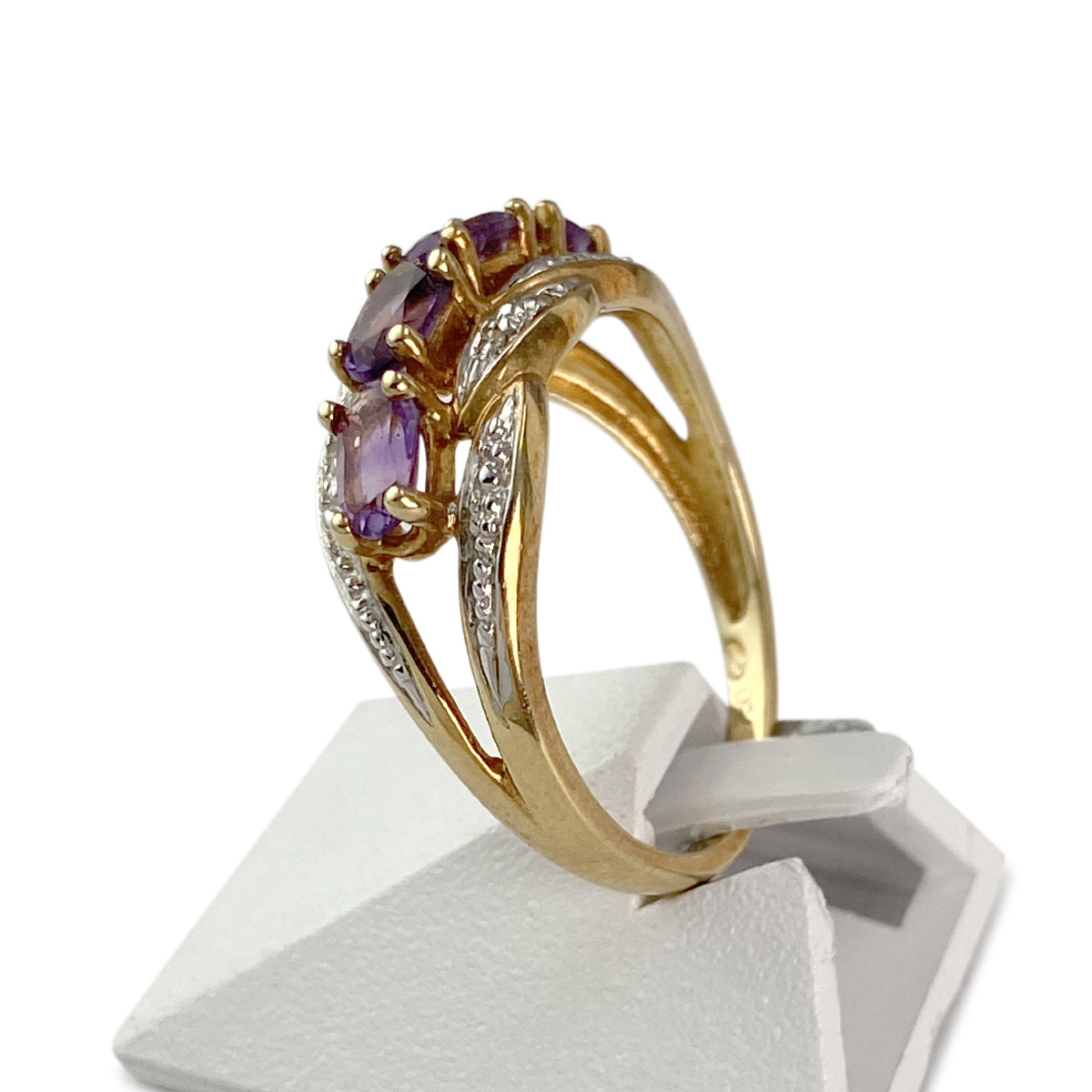 Bague d'occasion or 750 2 tons améthystes et diamants - vue 2