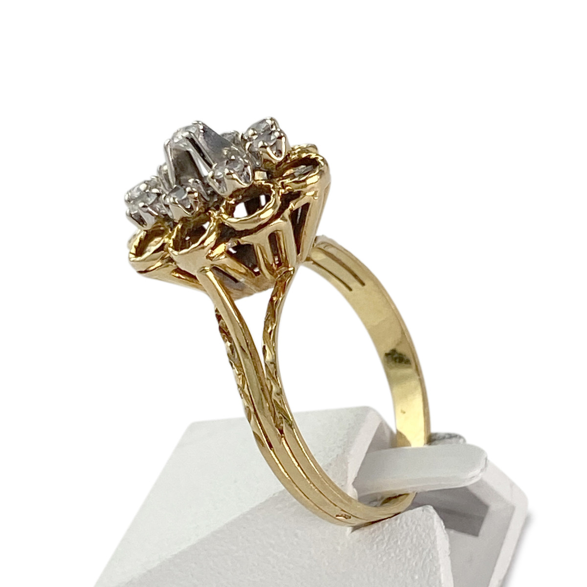 Bague d'occasion 2 ors 750 spinelles synthétiques - vue 2
