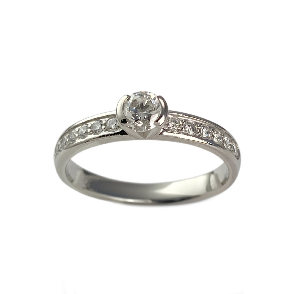 Bague d'occasion or 750 blanc diamants