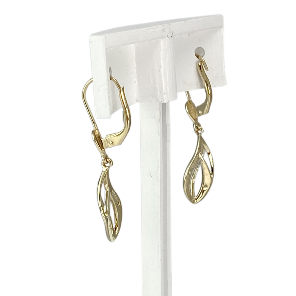 Boucles d'oreilles d'occasion or 375 jaune et rhodié diamants - vue 2