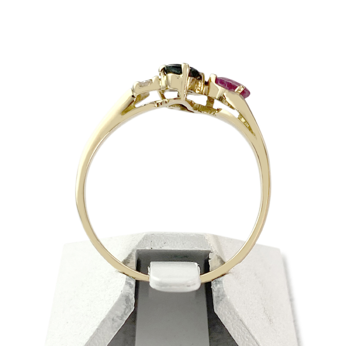Bague d'occasion or 750 jaune pierres précieuses diamants - vue 3