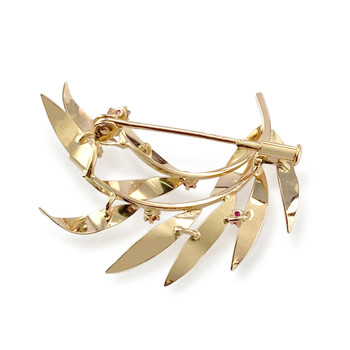 Second-hand brooch in 750 yellow gold with synthetic ruby