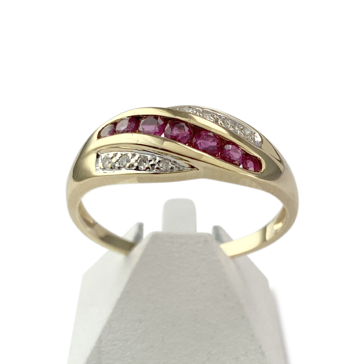 Bague d'occasion or 750 jaune et rhodié rubis diamants