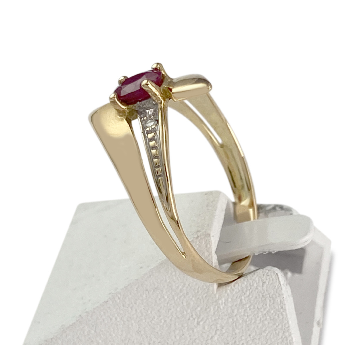 Bague d'occasion or 750 2 tons rubis diamants - vue 2
