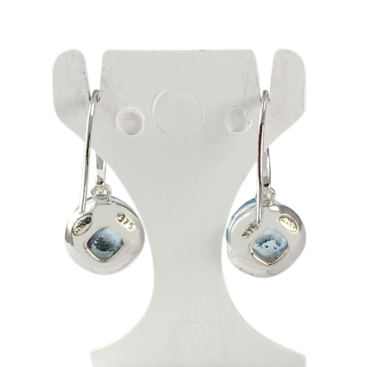 Boucles d'oreilles pendants or 375 blanc topazes bleues traitées diamants - vue 3