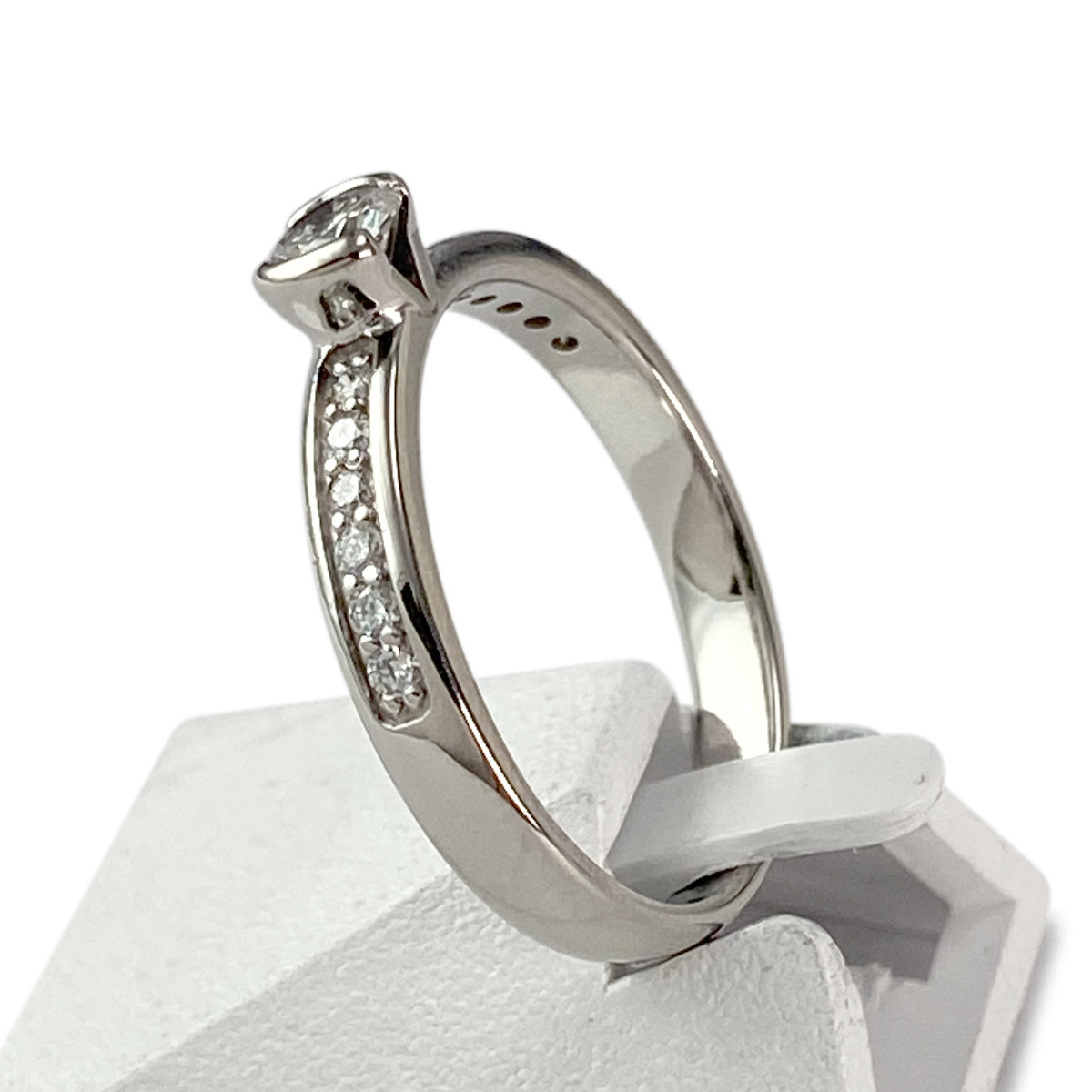 Solitaire d'occasion or 750 blanc diamants - vue 2