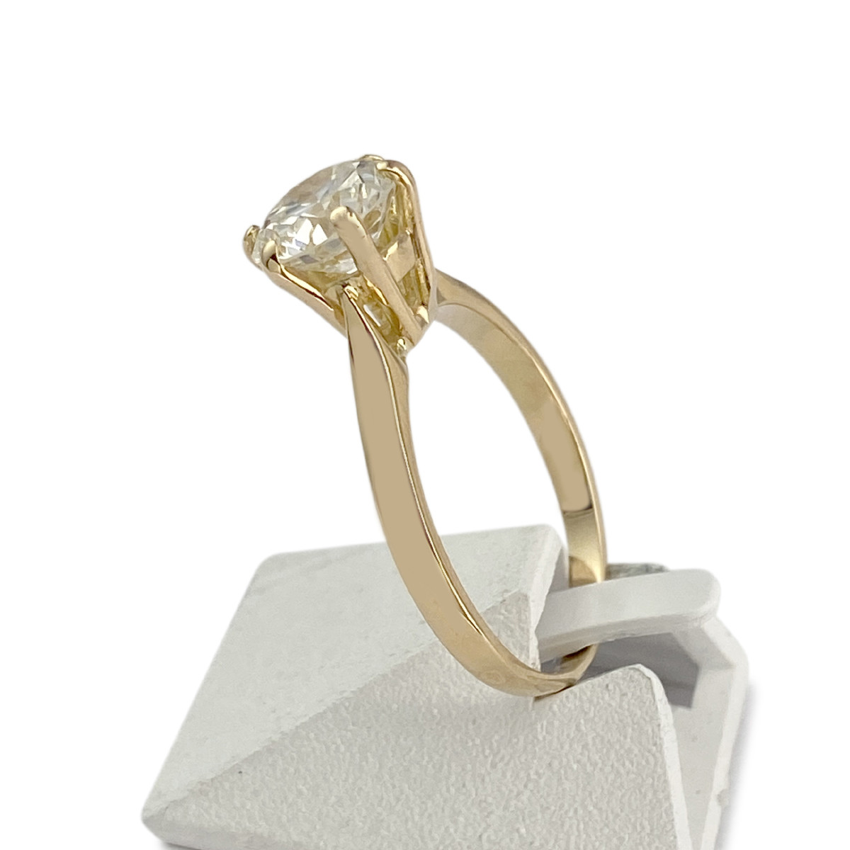 Solitaire d'occasion or 750 jaune diamant - vue 2