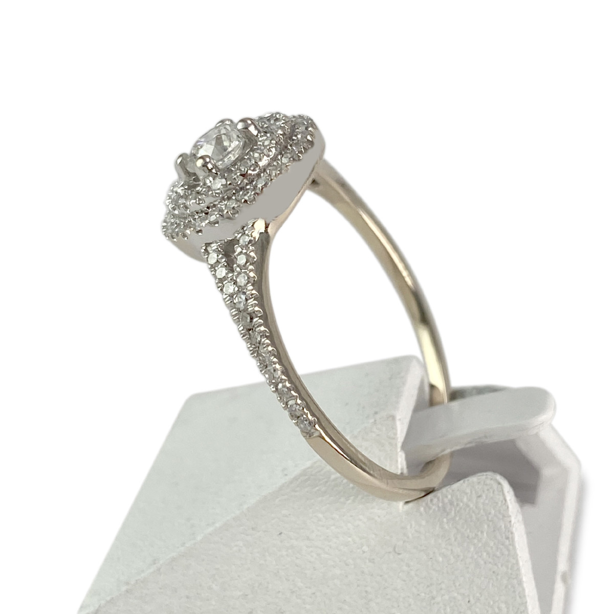 Bague d'occasion or 750 blanc diamants - vue 2
