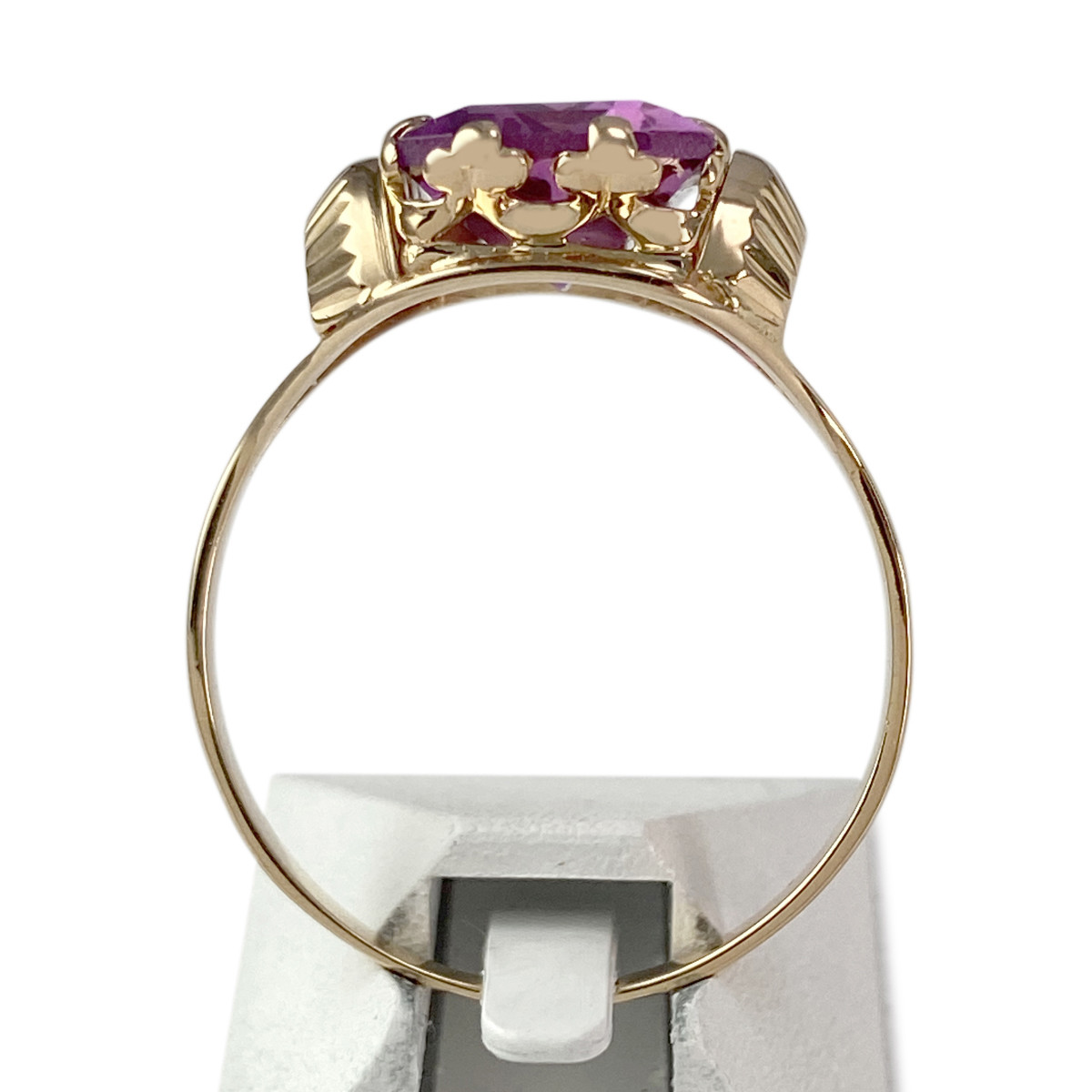 Bague d'occasion or 750 jaune corindon synthétique - vue 3