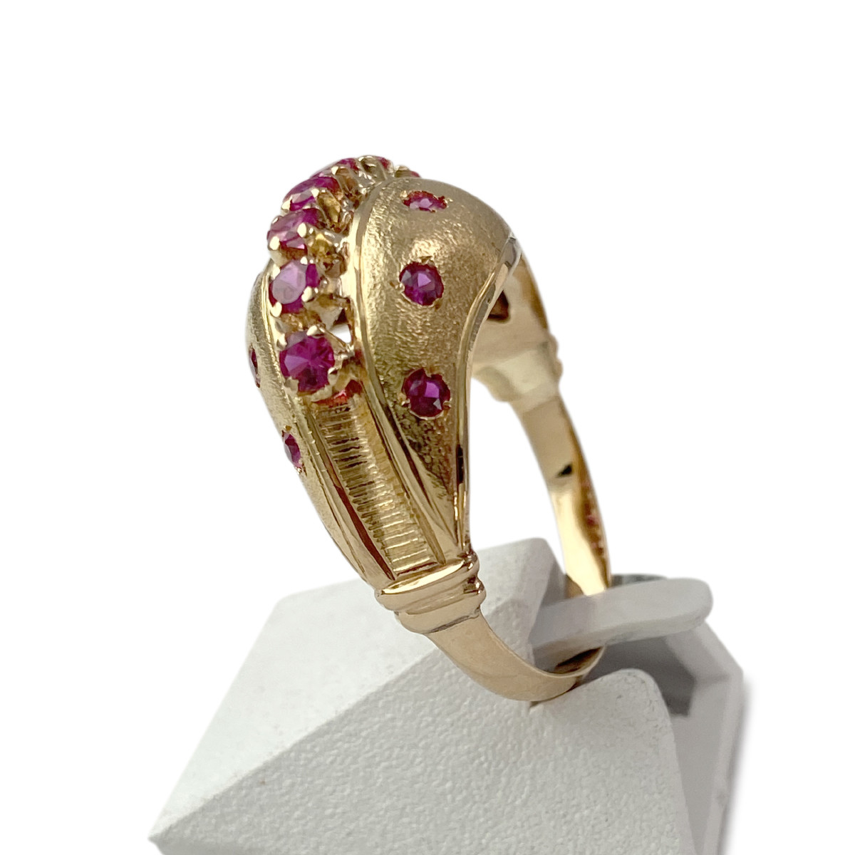 Bague d'occasion or 750 jaune rubis synthétiques - vue 2