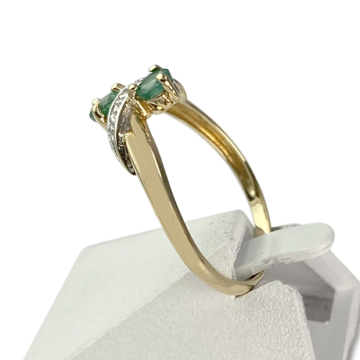 Bague d'occasion or 750 2 tons émeraudes diamant - vue 2