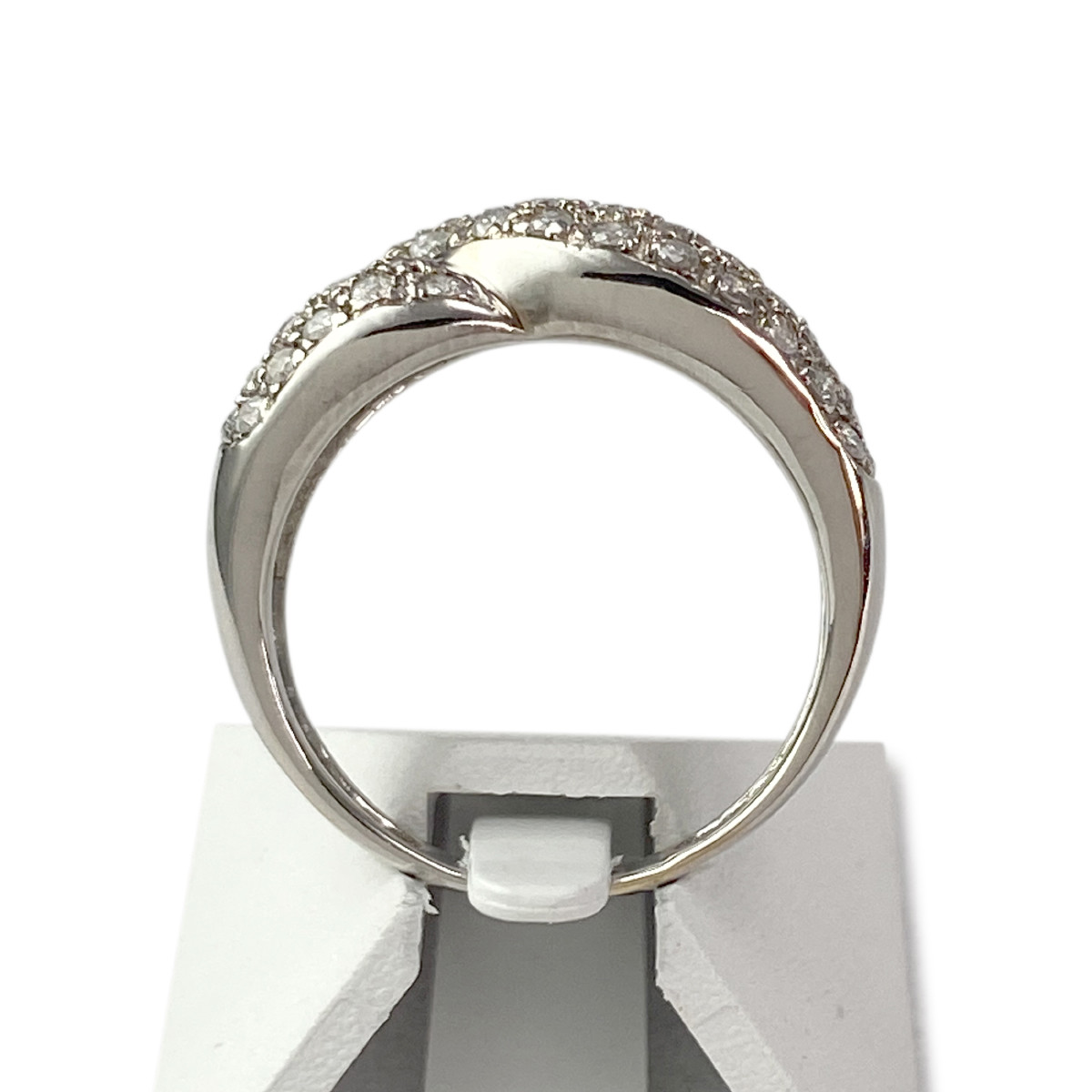 Second hand gold 750 white diamonds ring - view 3