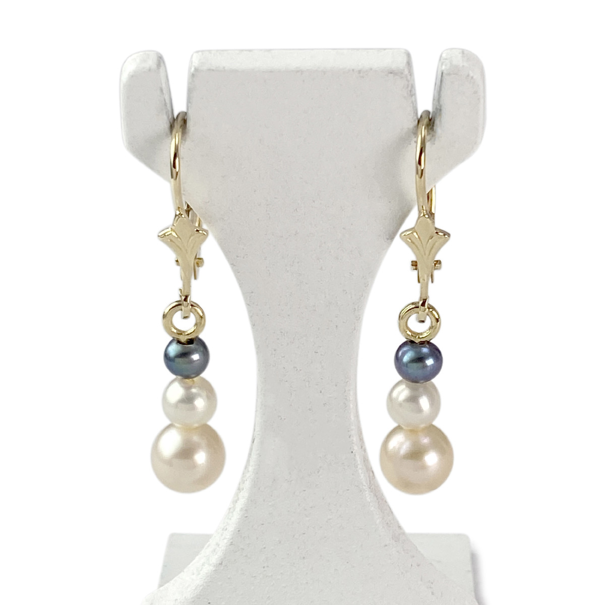 Boucles d'oreilles dormeuses d'occasion or 750 jaune perles de culture