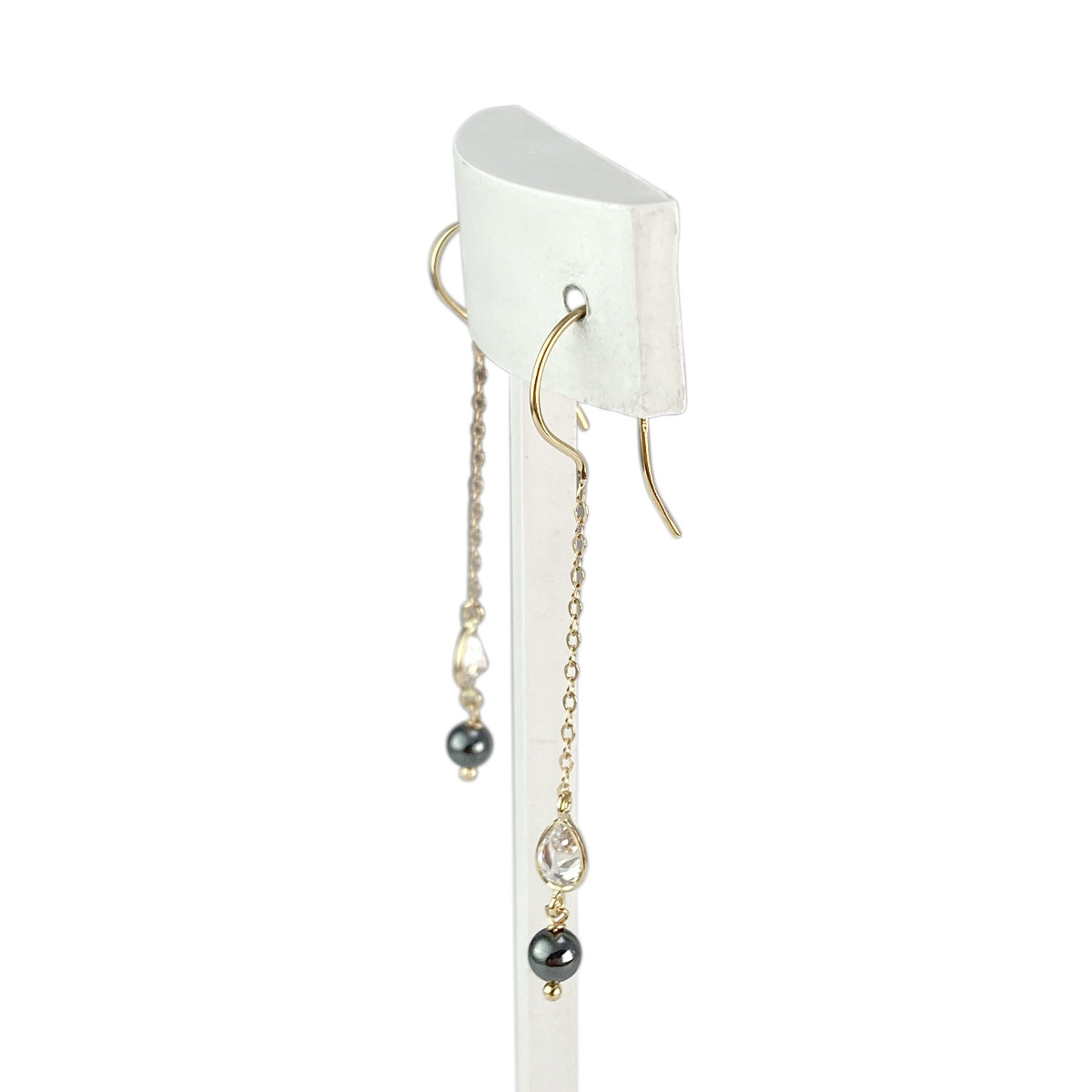 Boucles d'oreilles pendants d'occasion or 750 jaune zirconias hématites - vue 2