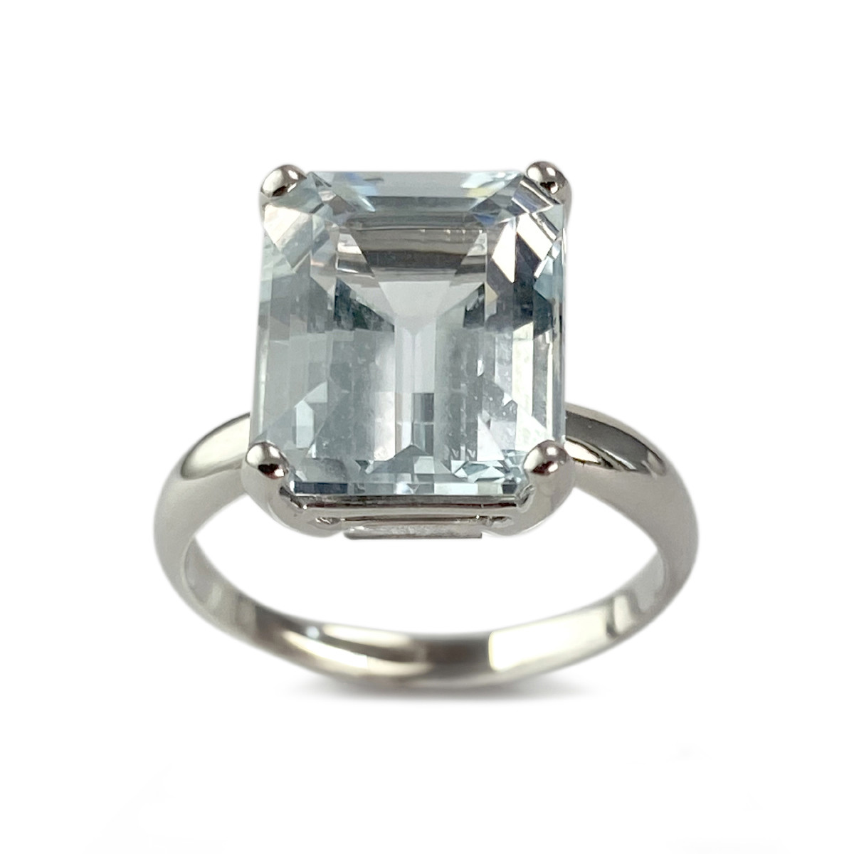 Bague d'occasion or 750 blanc aigue marine