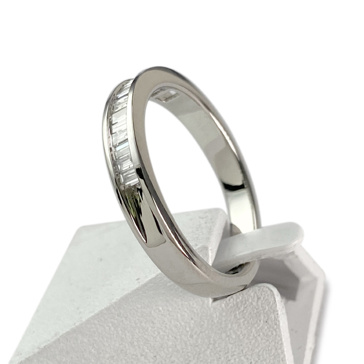Bague demi tour d'occasion or 750 blanc diamants - vue 2