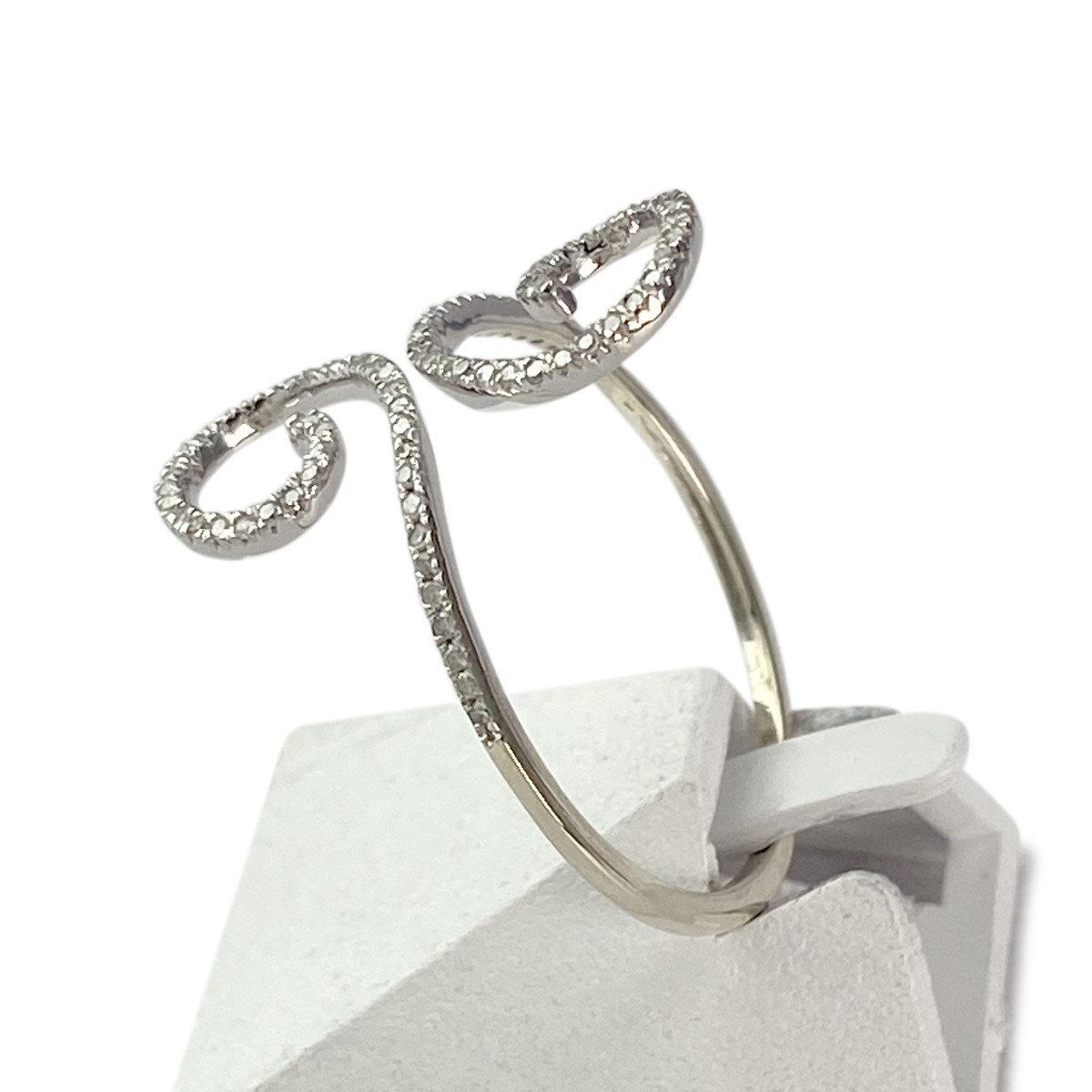 Bague d'occasion or 375 blanc diamants - vue 2