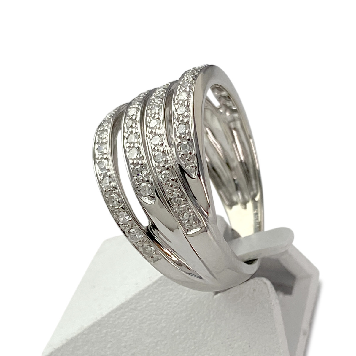 Bague d'occasion or 750 blanc diamants - vue 2