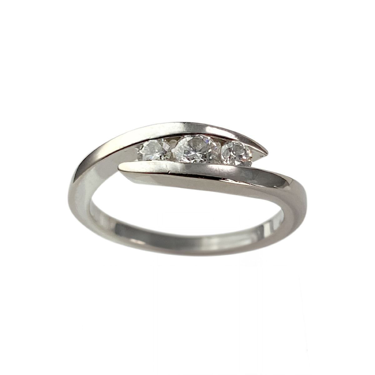 Bague d'occasion or 750 blanc diamants