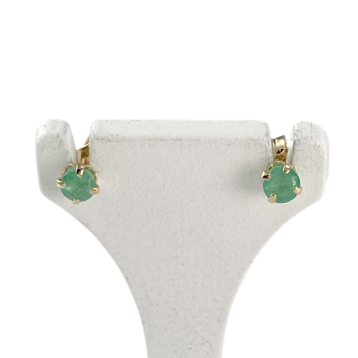 Boucles d'oreilles clous d'occasion or 750 jaune émeraudes