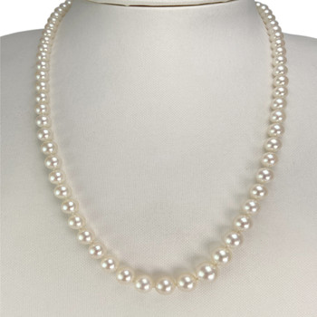 Second-hand necklace in gold 750 white japanese cultured pearls diamonds 51 cm