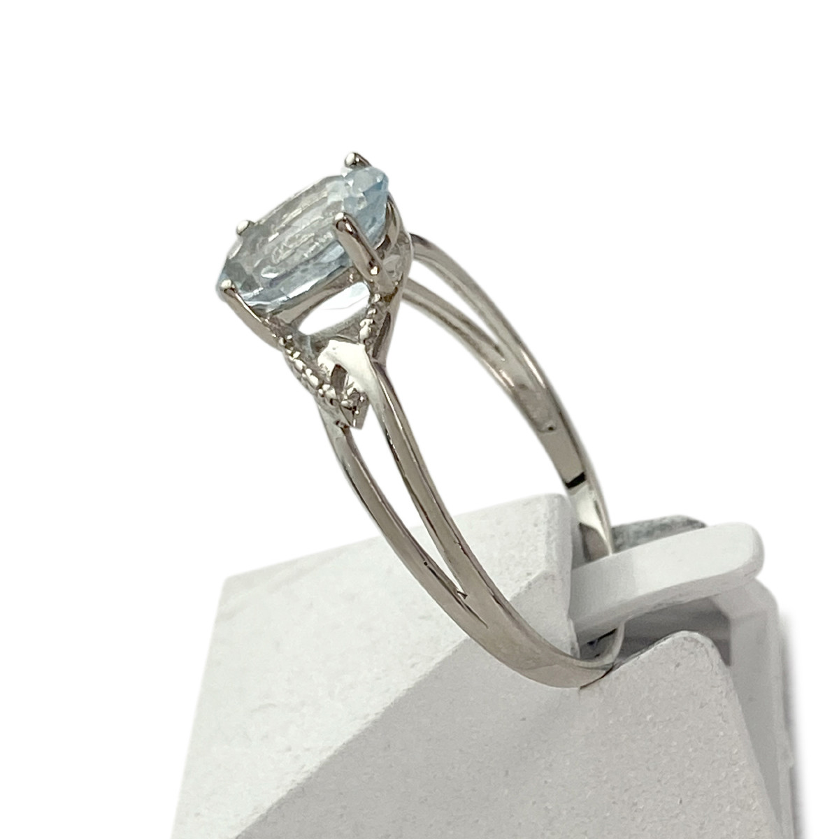 Bague d'occasion or 750 blanc aigue marine - vue 2