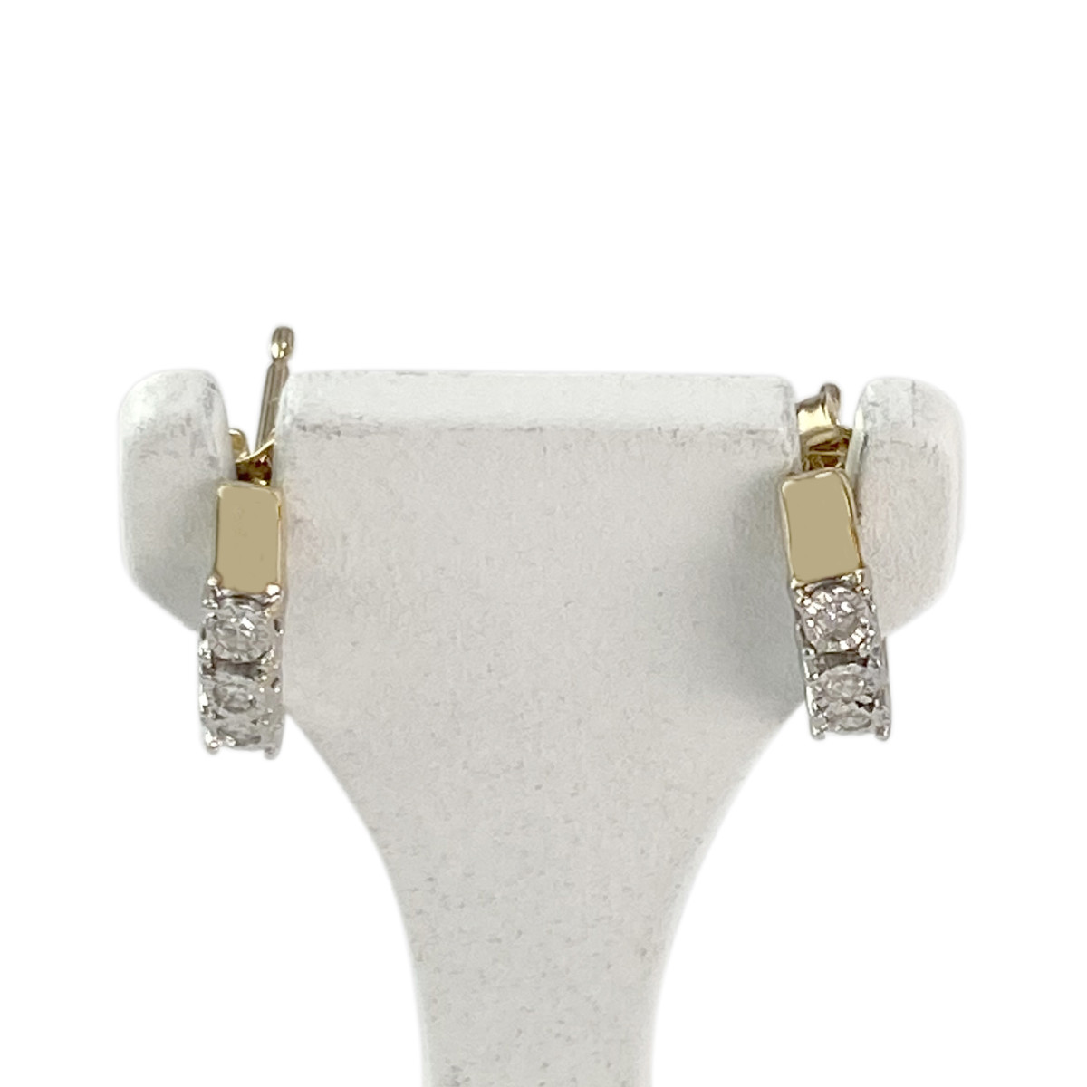 Boucles d'oreilles clous or 375 2 tons diamants