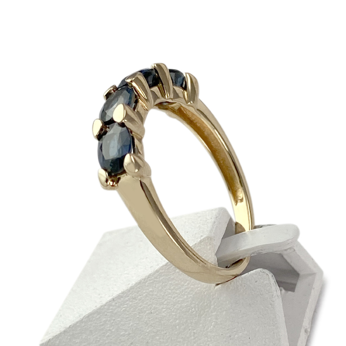 Bague d'occasion or 750 jaune saphirs - vue 2