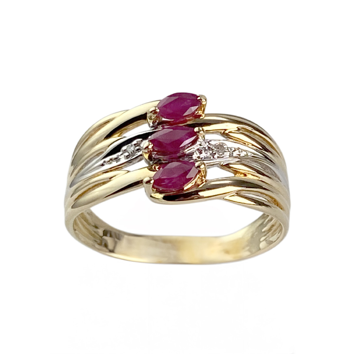 Bague d'occasion or 750 2 tons rubis et diamants