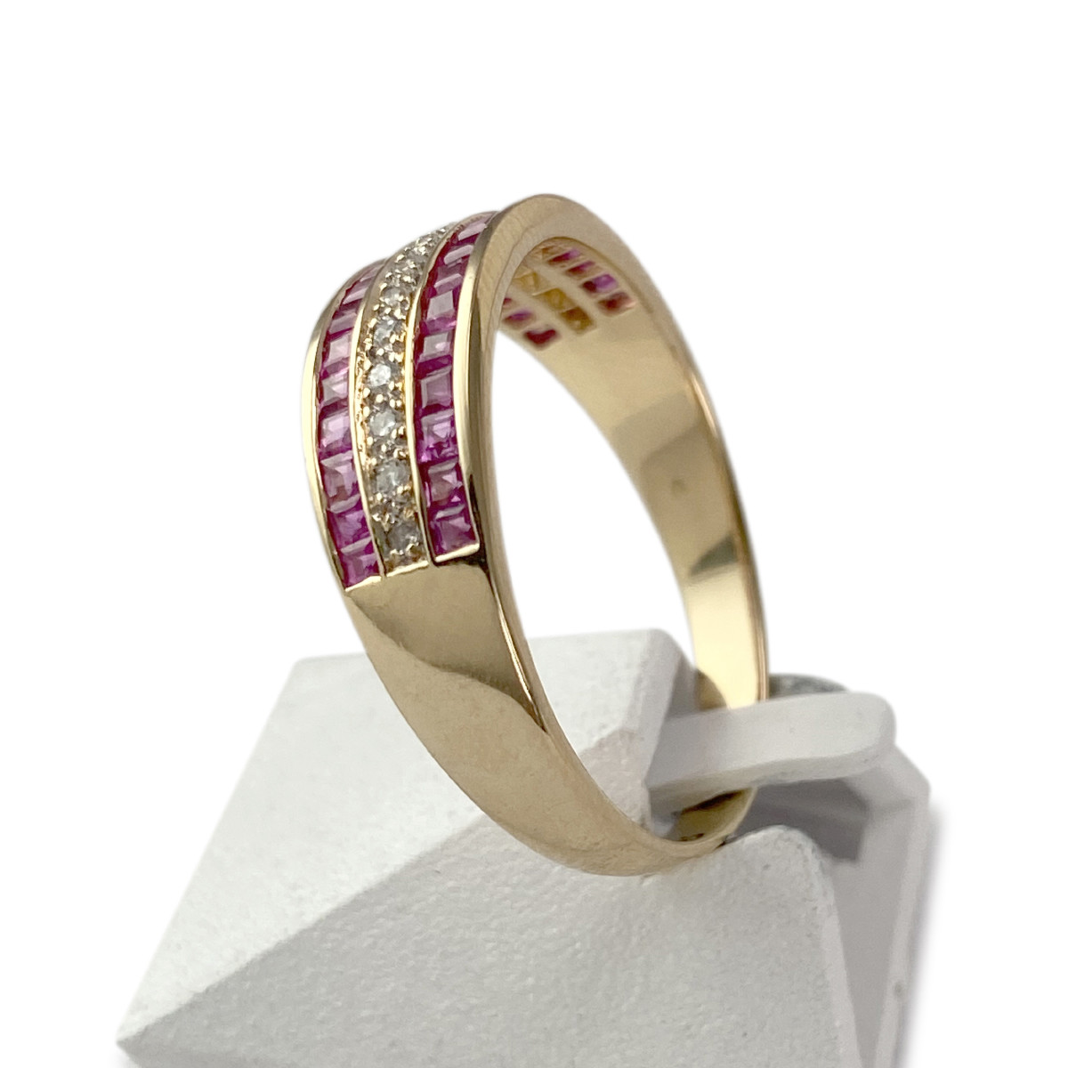 Bague d'occasion or 750 jaune diamants rubis - vue 2