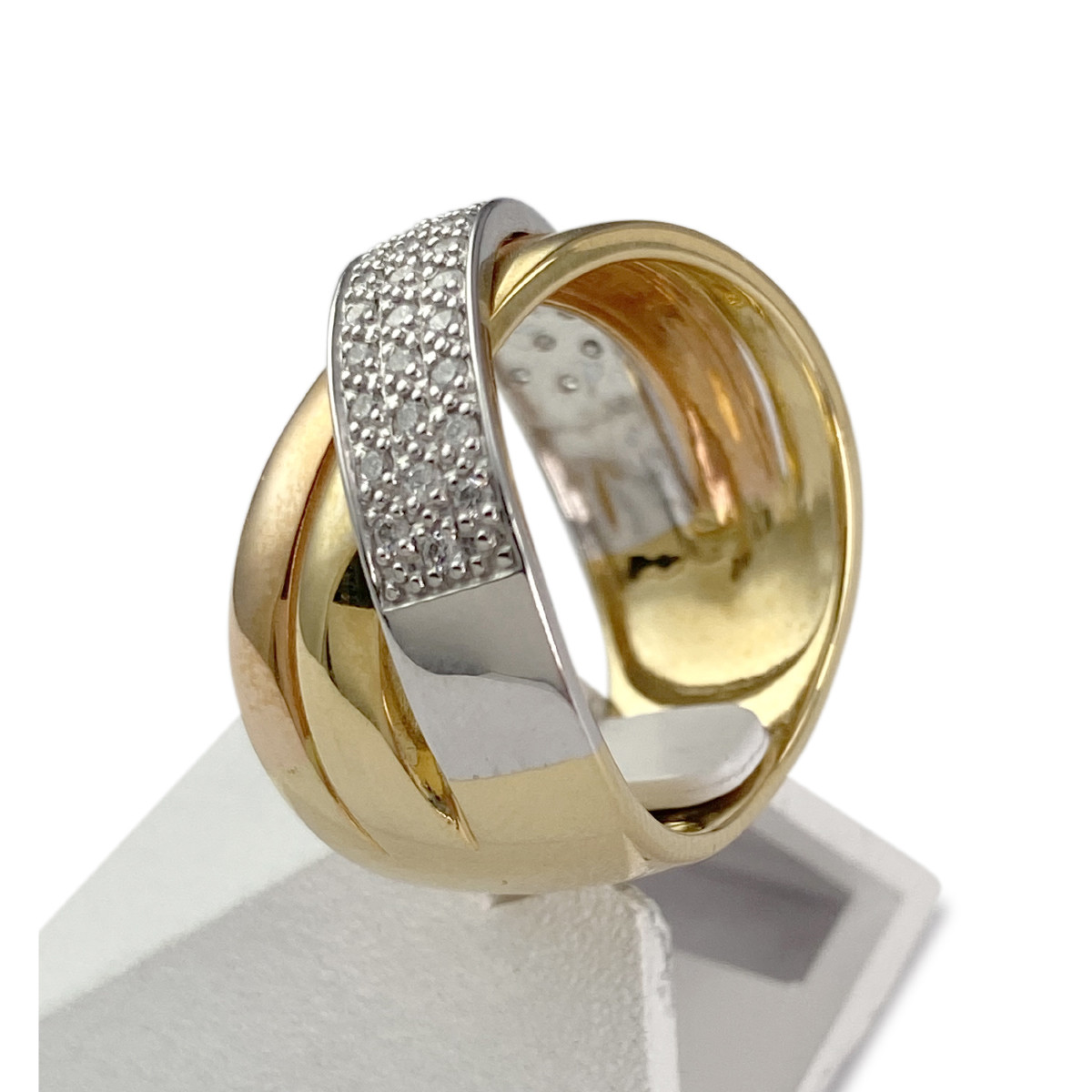 Bague d'occasion 3 ors 750 anneaux croisés diamants - vue 2