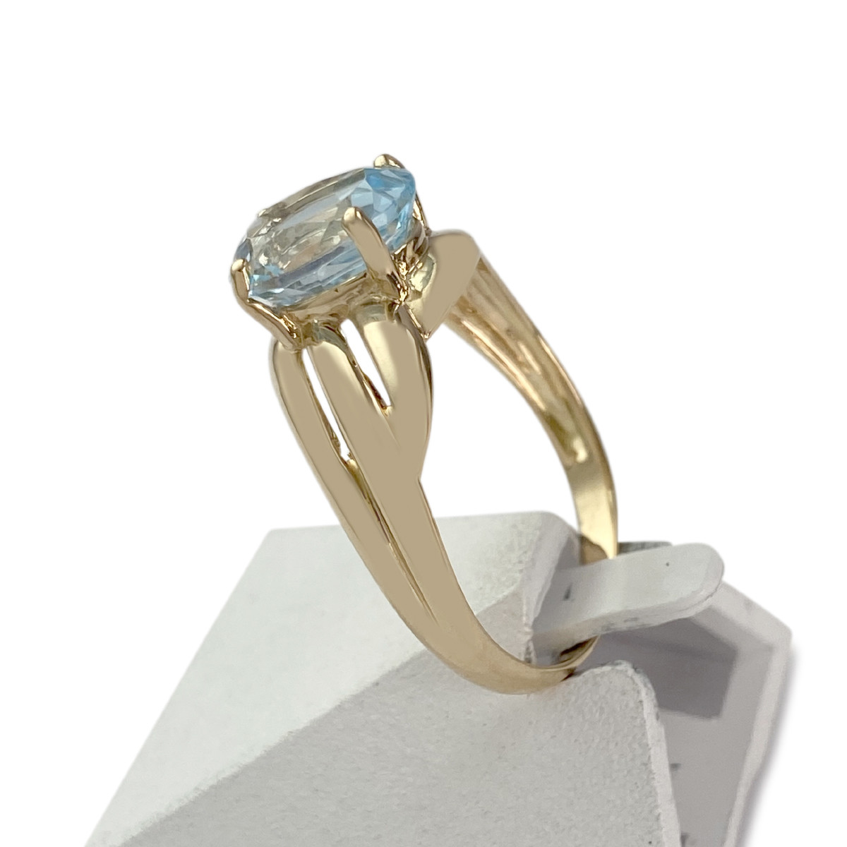 Bague d'occasion or 750 jaune topaze sky blue - vue 2