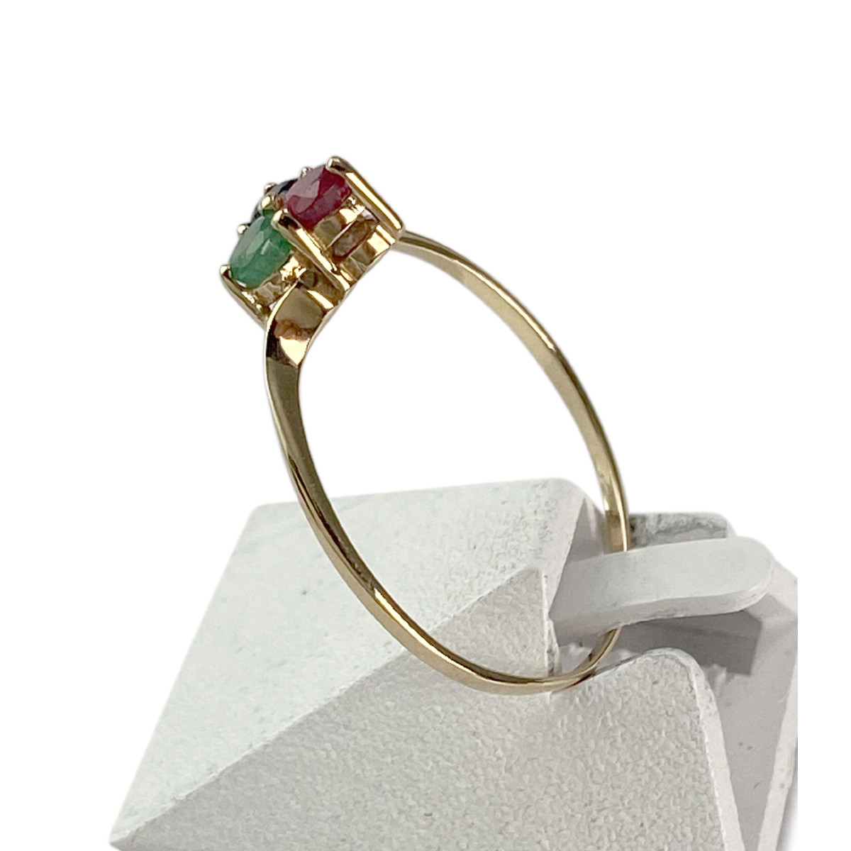 Bague d'occasion or 750 jaune rubis saphir emeraude - vue 2