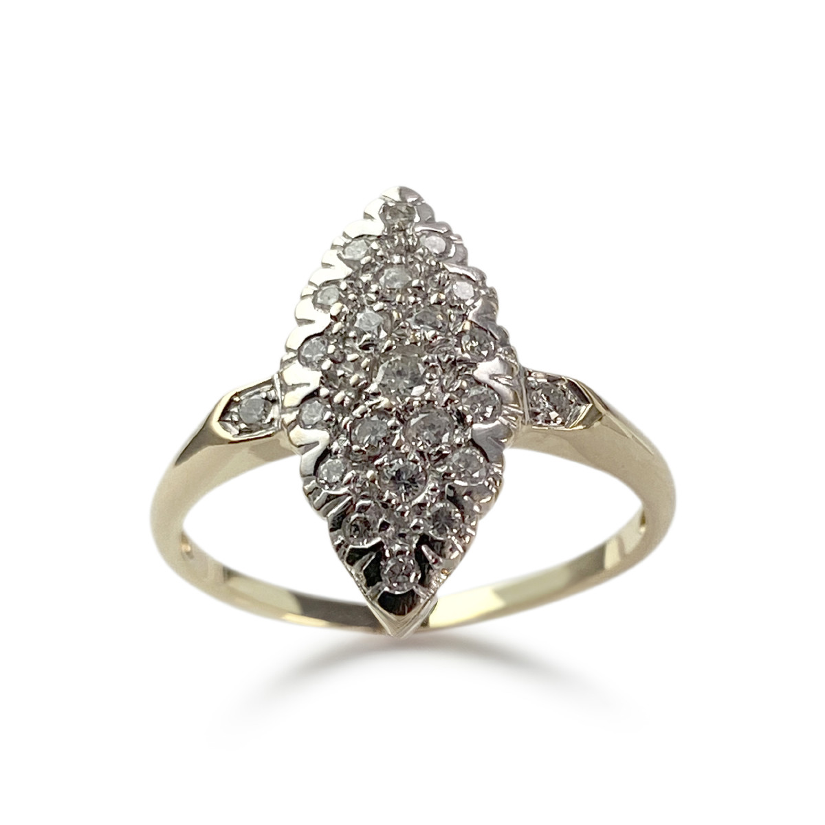 Bague d'occasion or 750 jaune marquise diamants