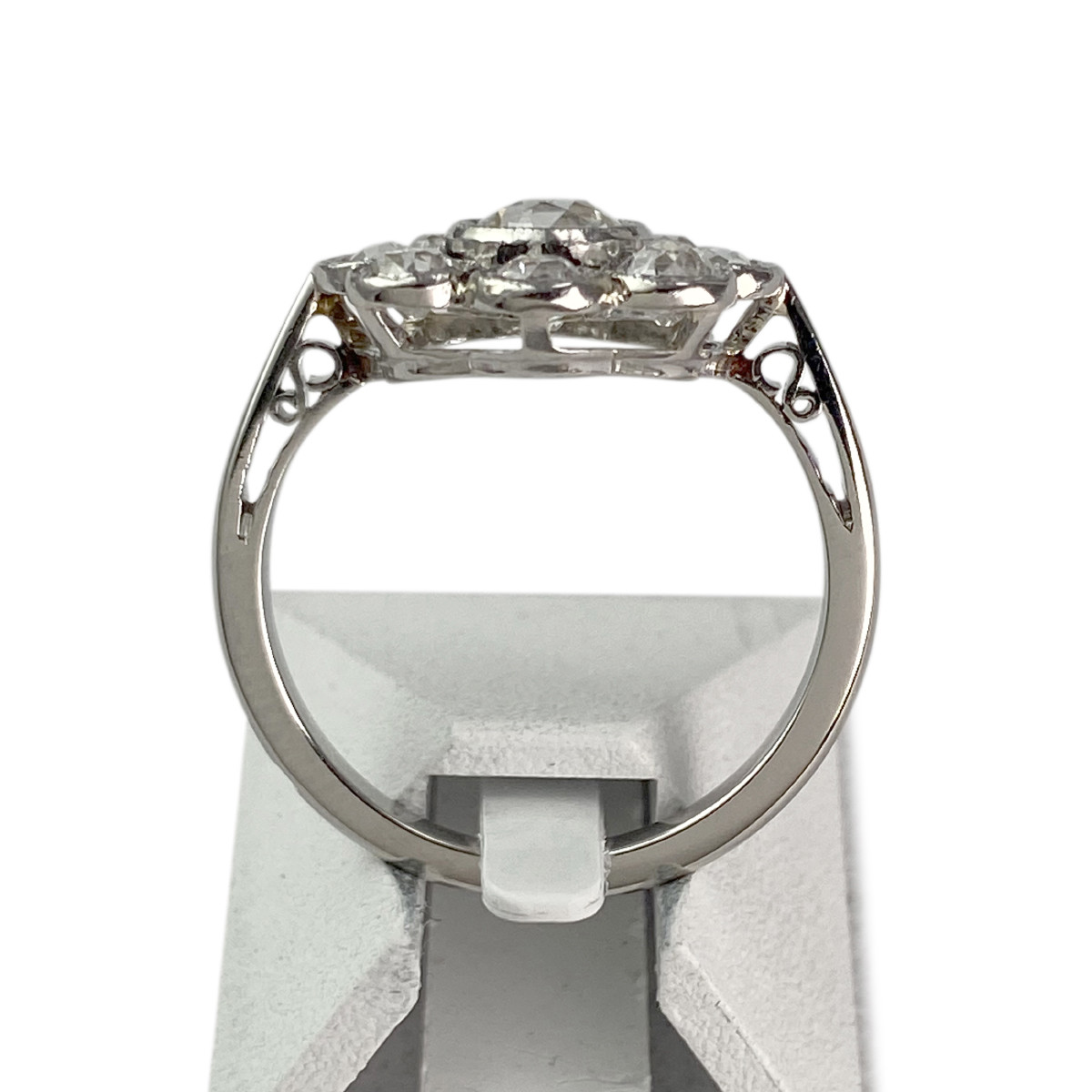 Bague d'occasion platine gris fleur diamants - vue 3